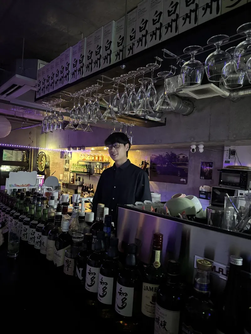 スタッフと店内の雰囲気